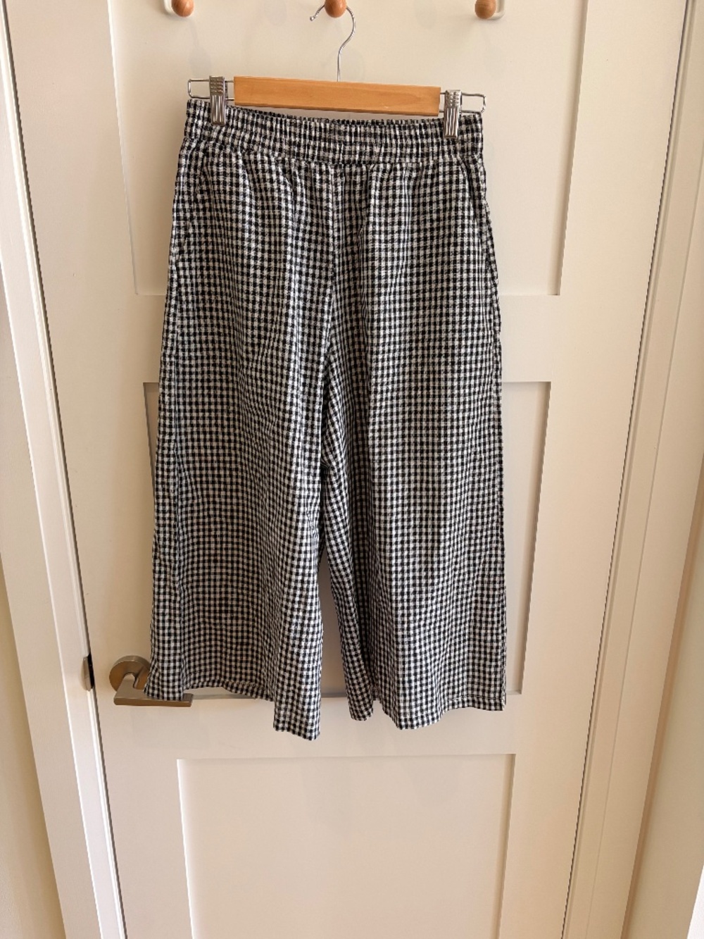 Cute pair of gingham pull on pants